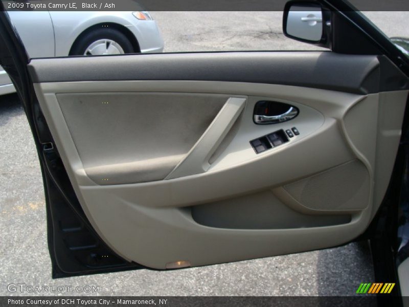 Black / Ash 2009 Toyota Camry LE