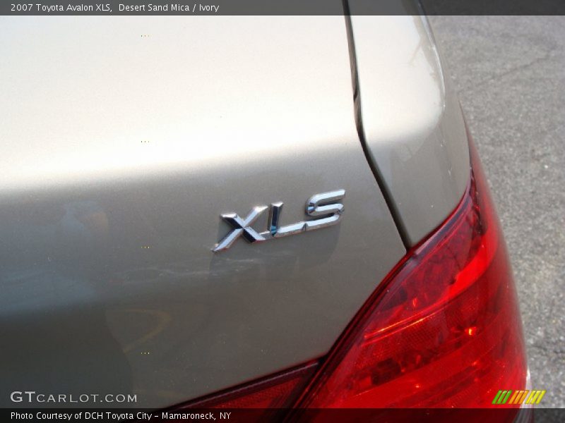Desert Sand Mica / Ivory 2007 Toyota Avalon XLS
