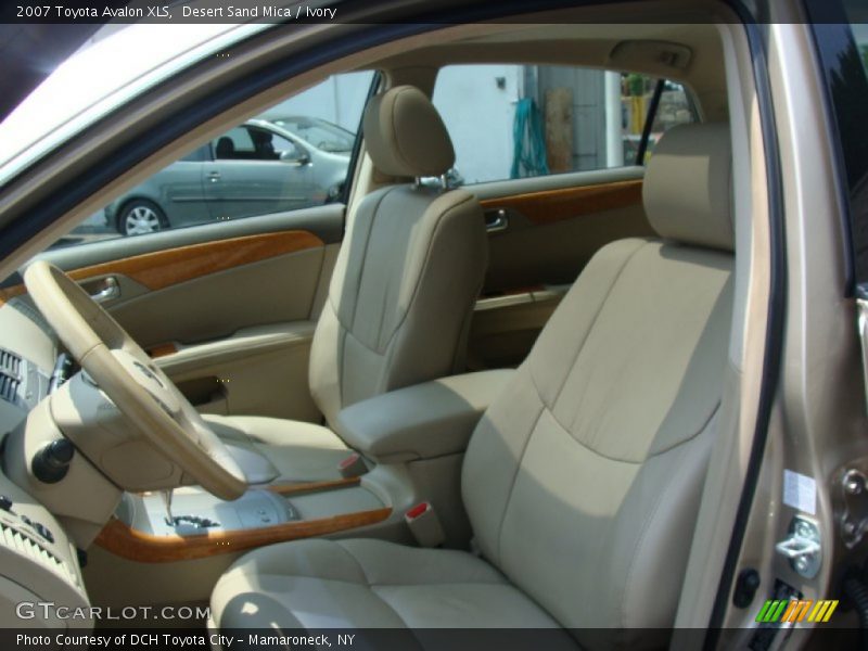Desert Sand Mica / Ivory 2007 Toyota Avalon XLS