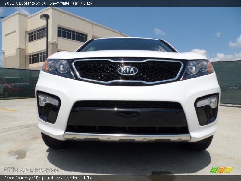 Snow White Pearl / Black 2011 Kia Sorento SX V6