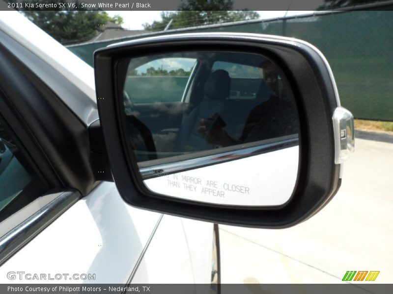 Snow White Pearl / Black 2011 Kia Sorento SX V6