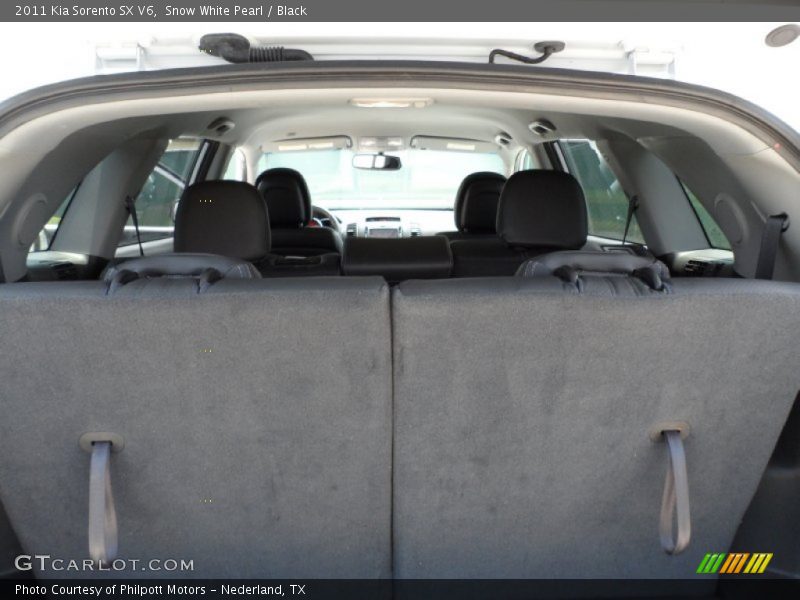Snow White Pearl / Black 2011 Kia Sorento SX V6