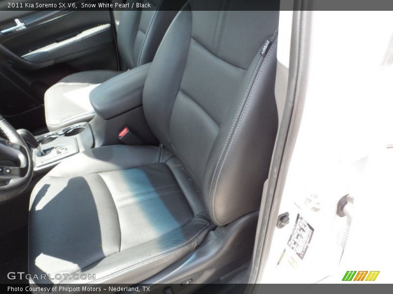 Snow White Pearl / Black 2011 Kia Sorento SX V6