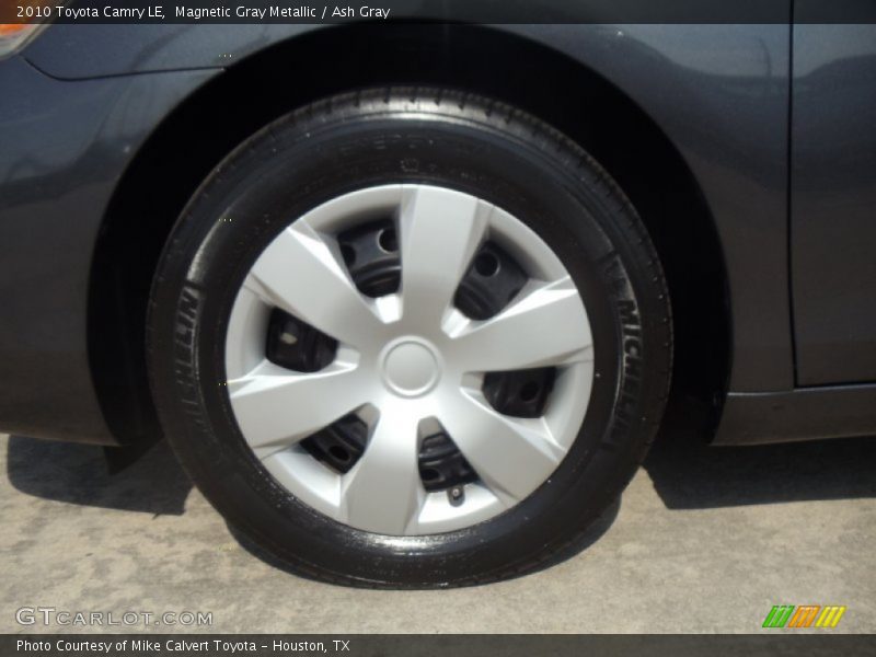 Magnetic Gray Metallic / Ash Gray 2010 Toyota Camry LE