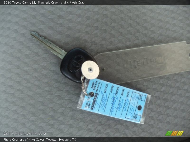 Magnetic Gray Metallic / Ash Gray 2010 Toyota Camry LE