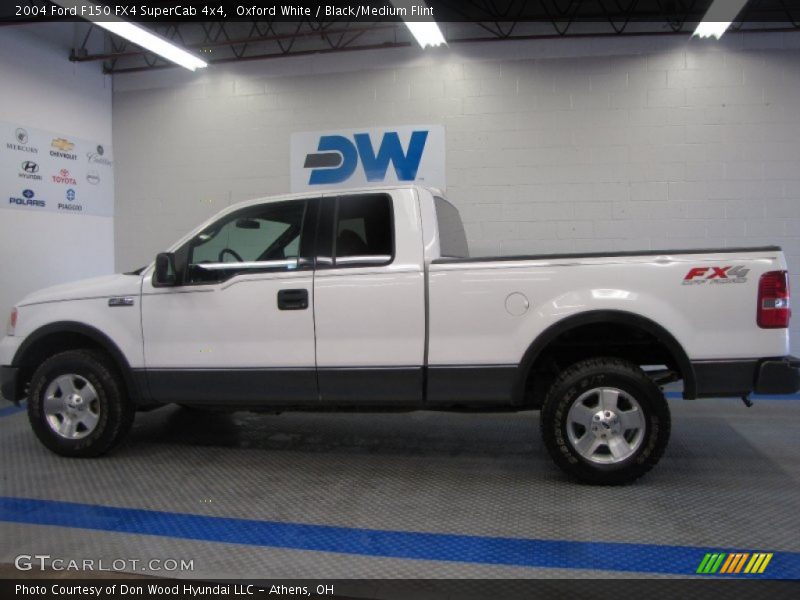 Oxford White / Black/Medium Flint 2004 Ford F150 FX4 SuperCab 4x4