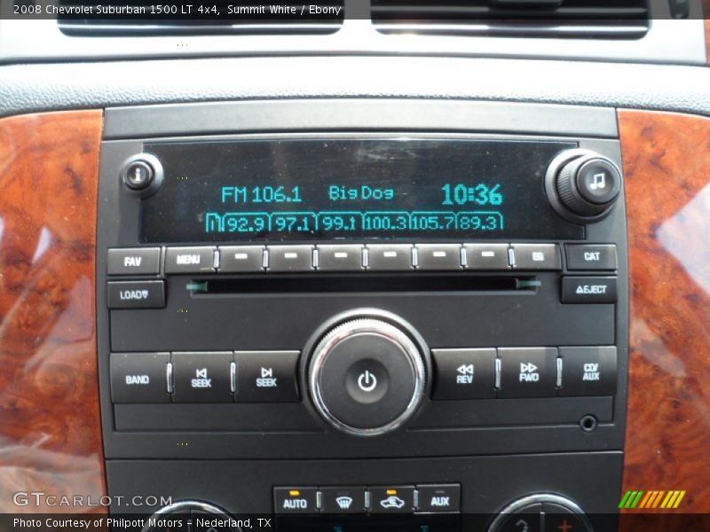 Controls of 2008 Suburban 1500 LT 4x4