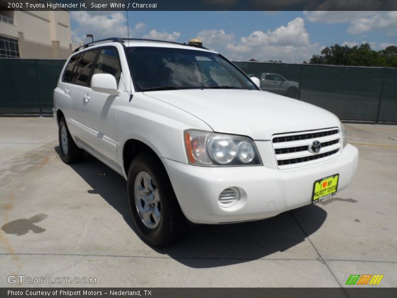 Super White / Charcoal 2002 Toyota Highlander I4
