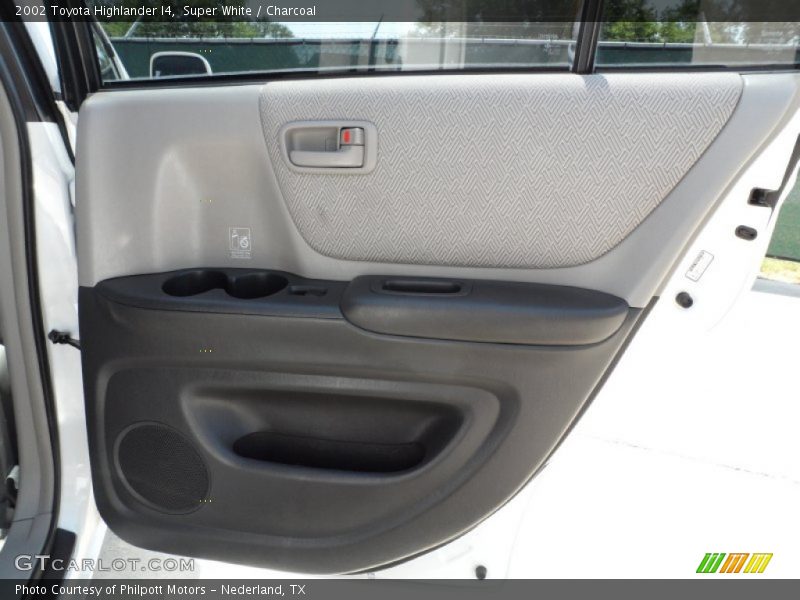 Super White / Charcoal 2002 Toyota Highlander I4