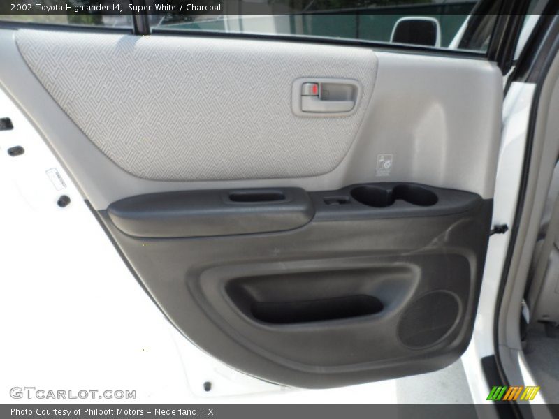 Super White / Charcoal 2002 Toyota Highlander I4