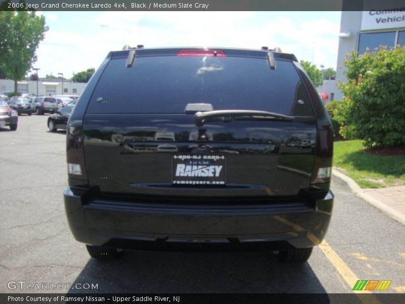 Black / Medium Slate Gray 2006 Jeep Grand Cherokee Laredo 4x4