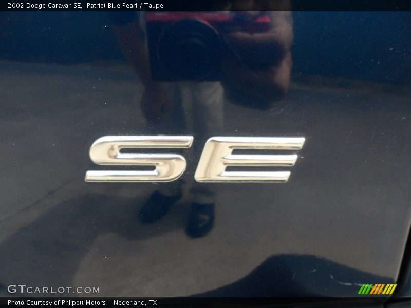  2002 Caravan SE Logo