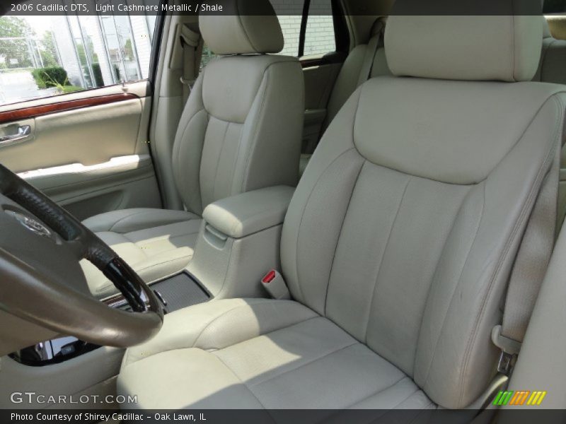 Light Cashmere Metallic / Shale 2006 Cadillac DTS