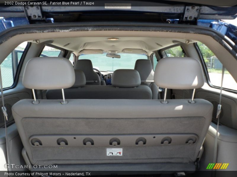 Patriot Blue Pearl / Taupe 2002 Dodge Caravan SE