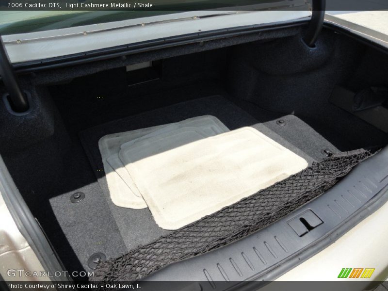 Light Cashmere Metallic / Shale 2006 Cadillac DTS