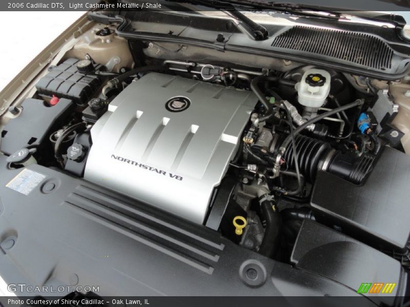 Light Cashmere Metallic / Shale 2006 Cadillac DTS