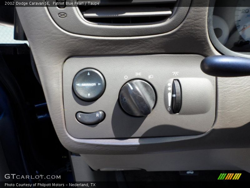Controls of 2002 Caravan SE