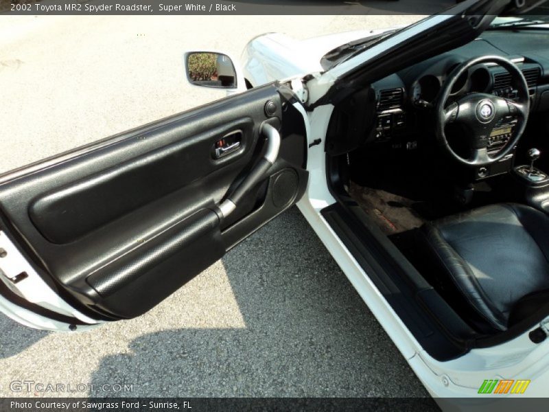 Super White / Black 2002 Toyota MR2 Spyder Roadster