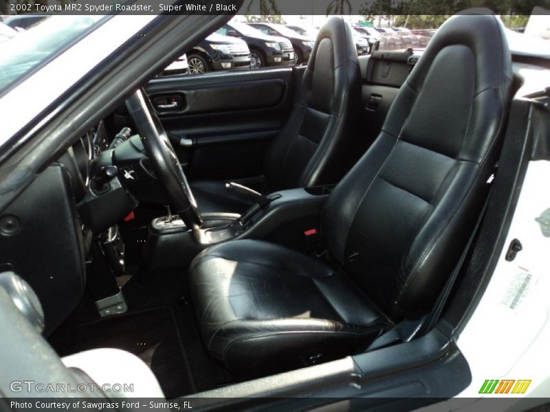 Super White / Black 2002 Toyota MR2 Spyder Roadster