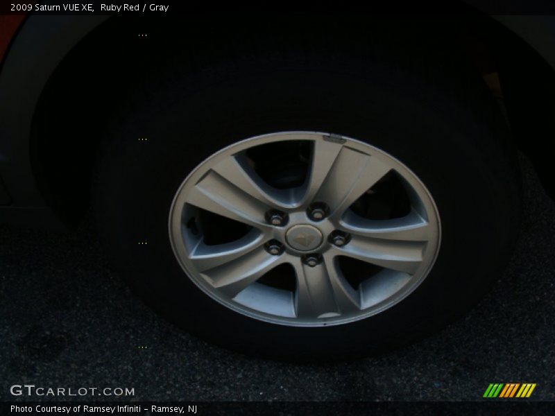 Ruby Red / Gray 2009 Saturn VUE XE