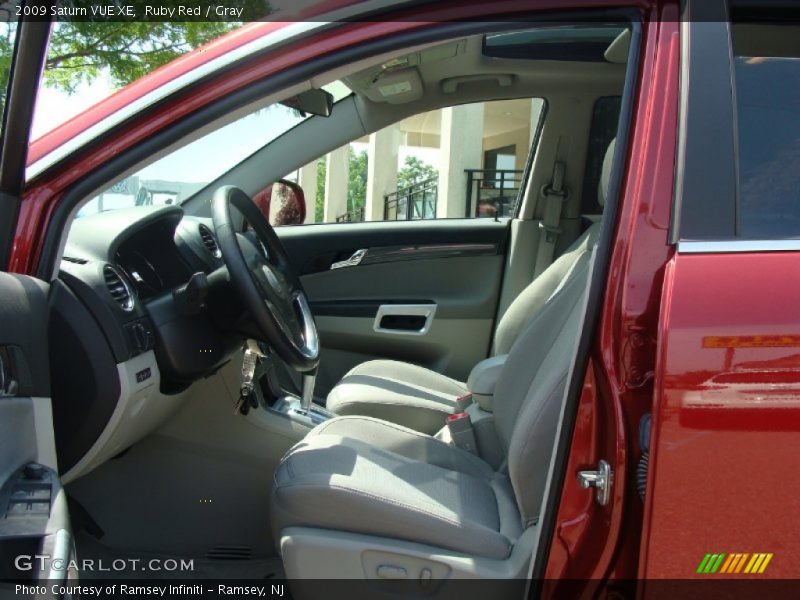 Ruby Red / Gray 2009 Saturn VUE XE