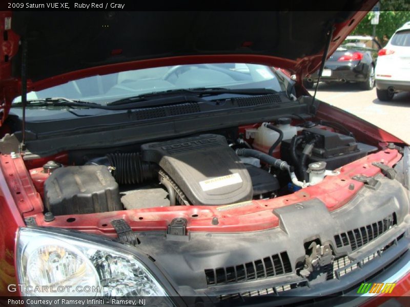Ruby Red / Gray 2009 Saturn VUE XE