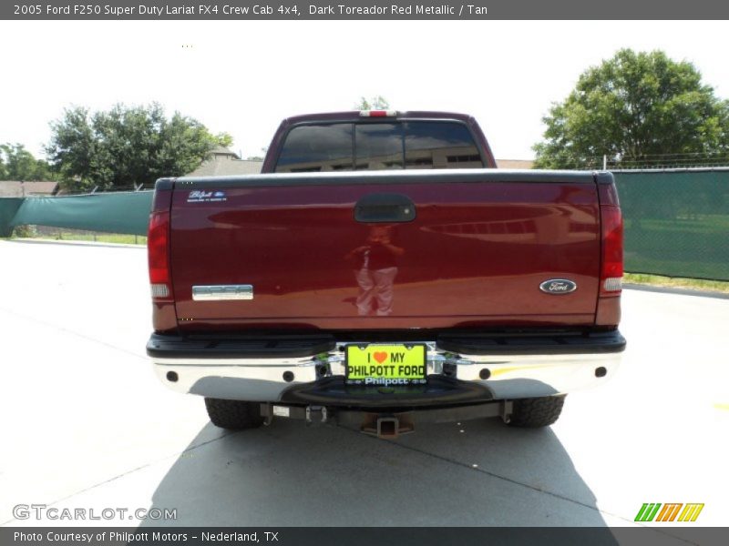 Dark Toreador Red Metallic / Tan 2005 Ford F250 Super Duty Lariat FX4 Crew Cab 4x4