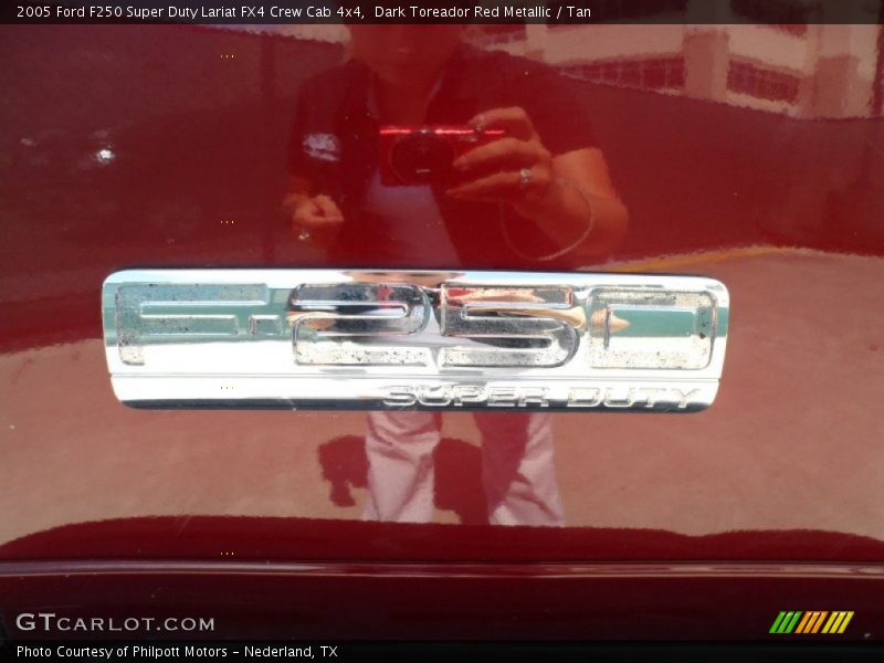 Dark Toreador Red Metallic / Tan 2005 Ford F250 Super Duty Lariat FX4 Crew Cab 4x4