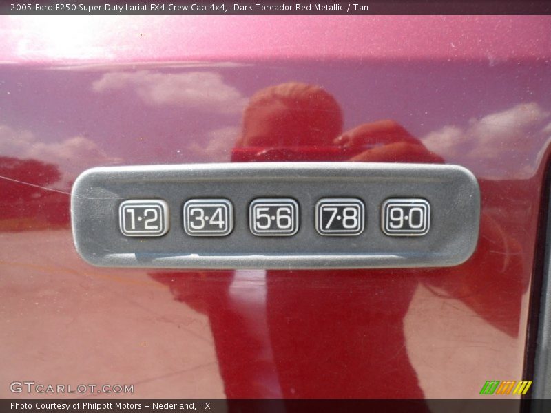 Dark Toreador Red Metallic / Tan 2005 Ford F250 Super Duty Lariat FX4 Crew Cab 4x4