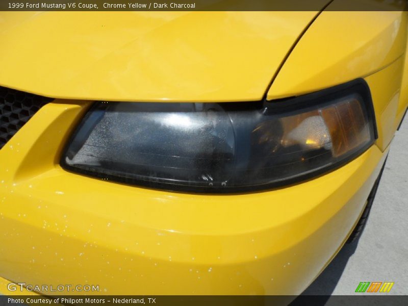 Chrome Yellow / Dark Charcoal 1999 Ford Mustang V6 Coupe