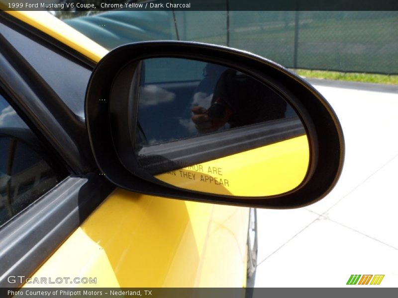 Chrome Yellow / Dark Charcoal 1999 Ford Mustang V6 Coupe