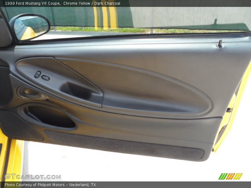 Chrome Yellow / Dark Charcoal 1999 Ford Mustang V6 Coupe