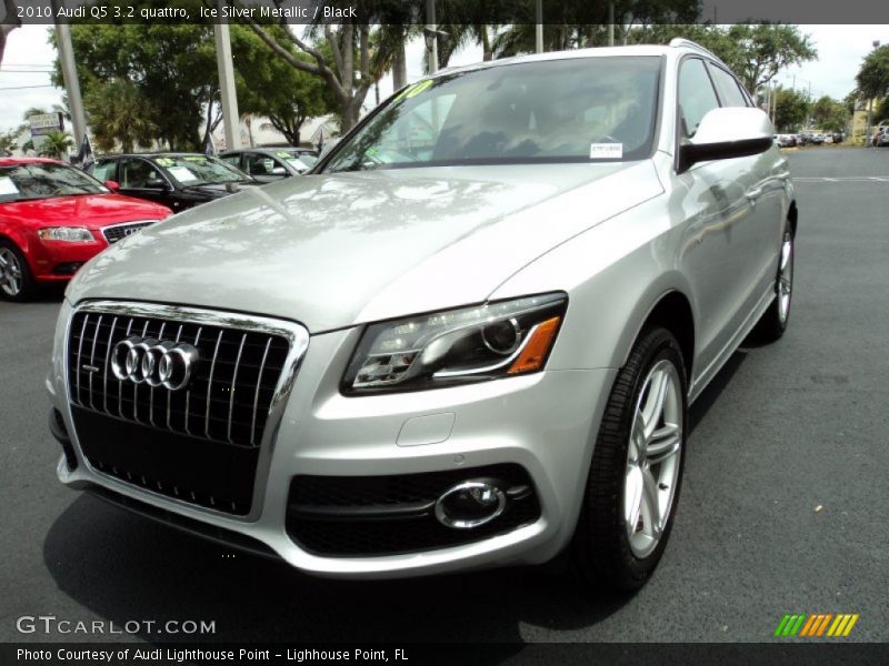  2010 Q5 3.2 quattro Ice Silver Metallic