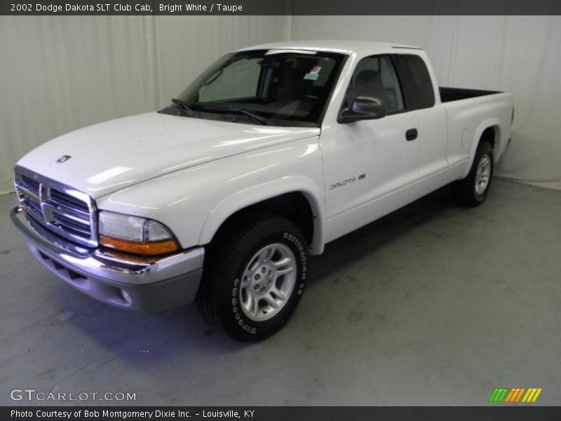 Bright White / Taupe 2002 Dodge Dakota SLT Club Cab