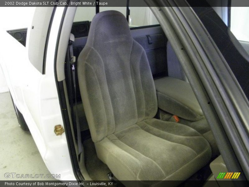 Bright White / Taupe 2002 Dodge Dakota SLT Club Cab