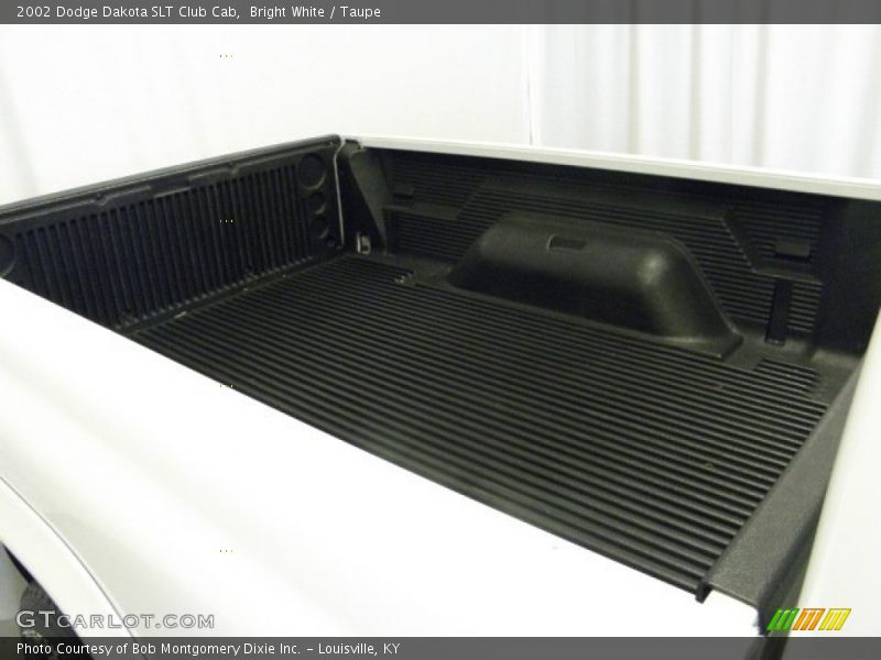 Bright White / Taupe 2002 Dodge Dakota SLT Club Cab