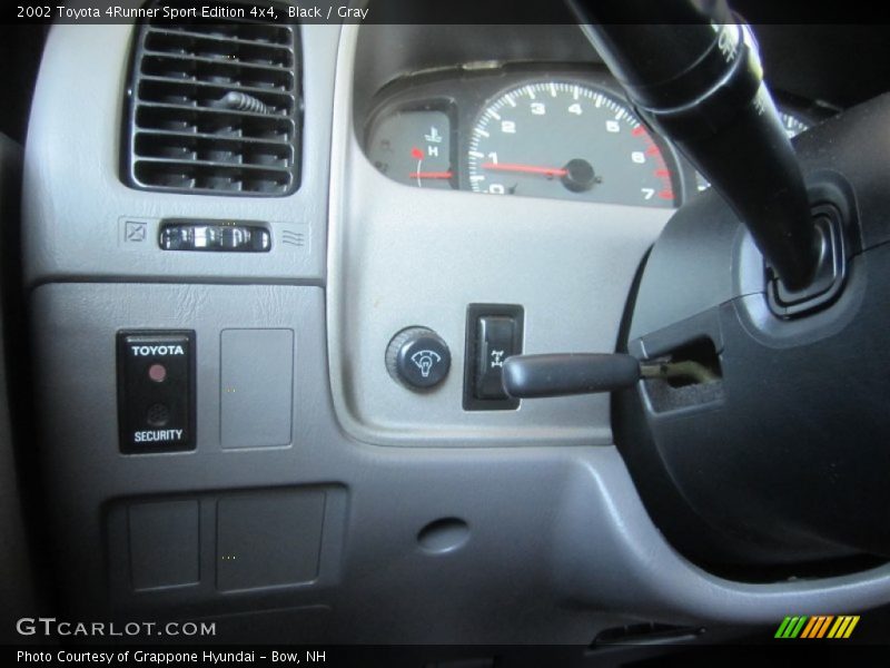 Black / Gray 2002 Toyota 4Runner Sport Edition 4x4