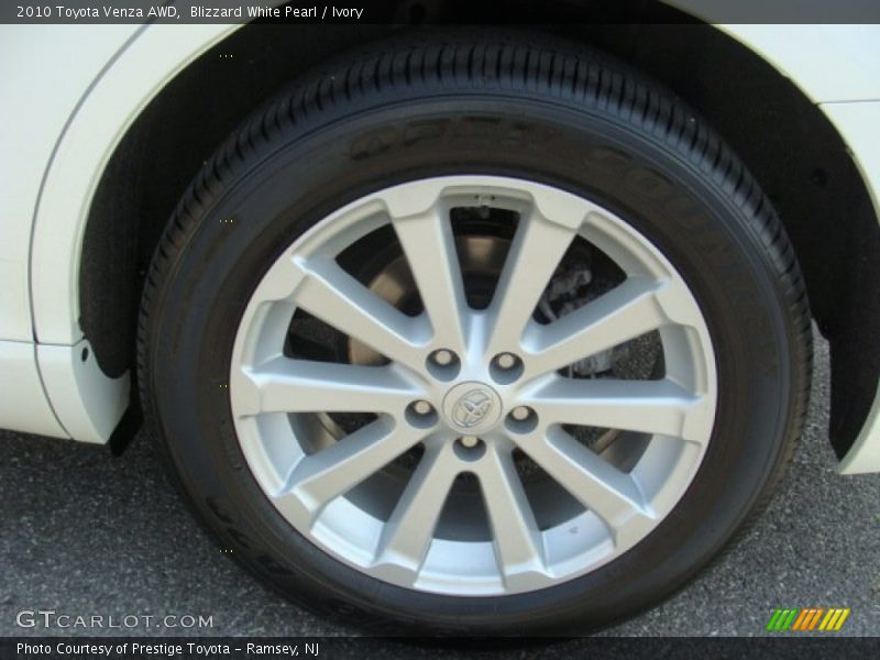 Blizzard White Pearl / Ivory 2010 Toyota Venza AWD
