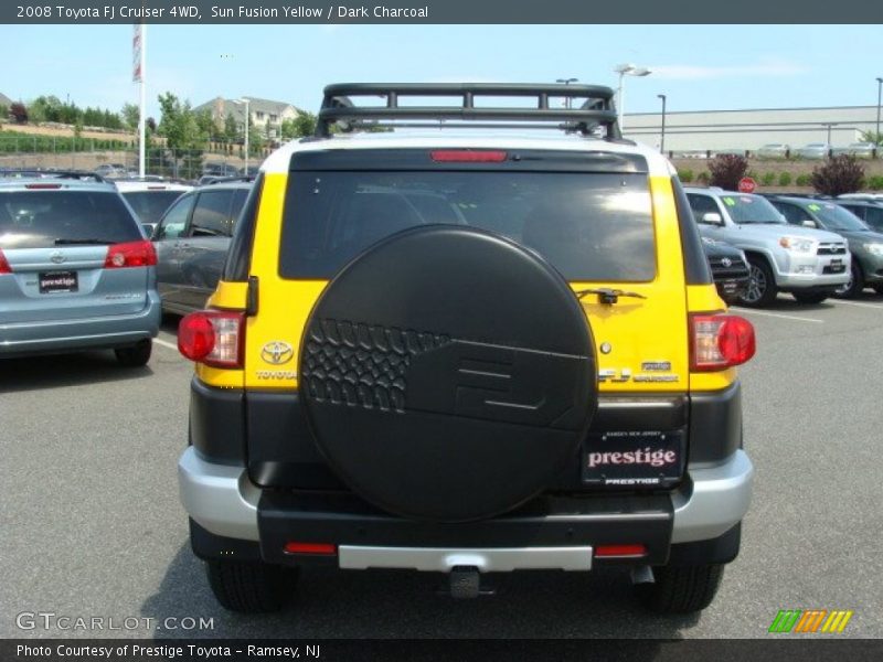 Sun Fusion Yellow / Dark Charcoal 2008 Toyota FJ Cruiser 4WD