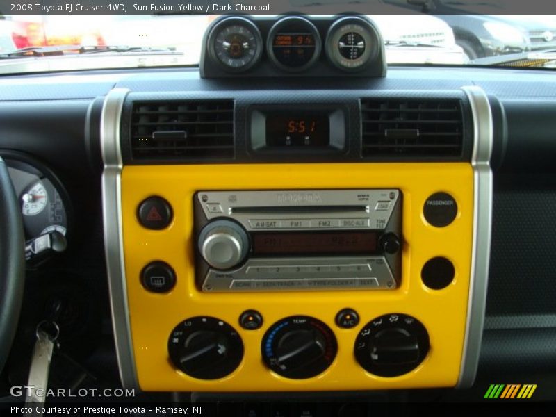 Sun Fusion Yellow / Dark Charcoal 2008 Toyota FJ Cruiser 4WD