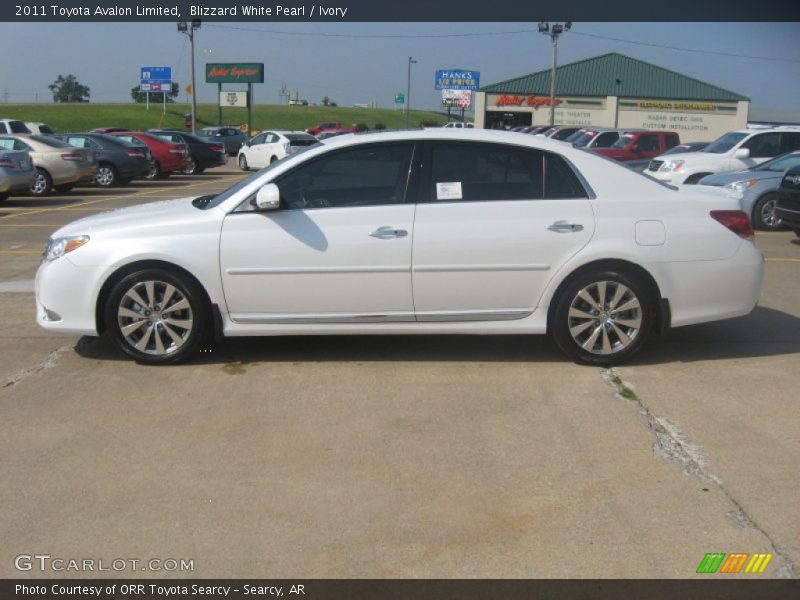 Blizzard White Pearl / Ivory 2011 Toyota Avalon Limited