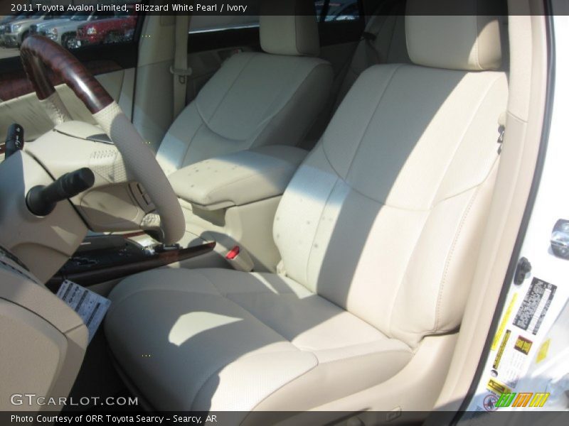 Blizzard White Pearl / Ivory 2011 Toyota Avalon Limited