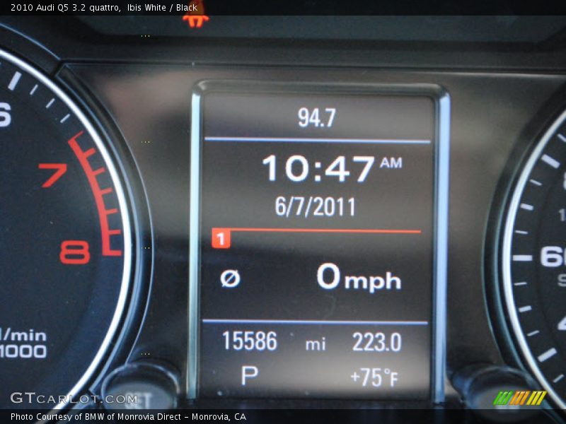 Ibis White / Black 2010 Audi Q5 3.2 quattro