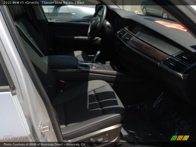 Titanium Silver Metallic / Black 2010 BMW X5 xDrive30i