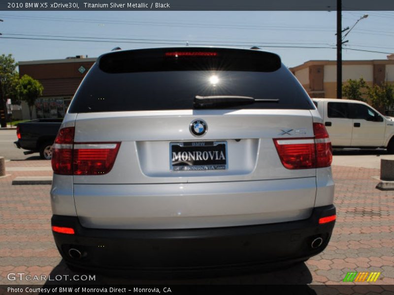 Titanium Silver Metallic / Black 2010 BMW X5 xDrive30i