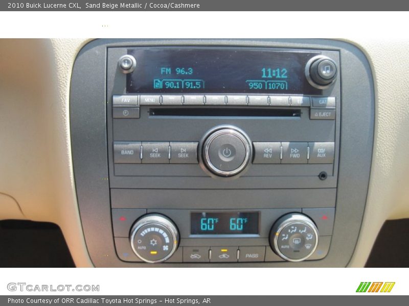 Sand Beige Metallic / Cocoa/Cashmere 2010 Buick Lucerne CXL