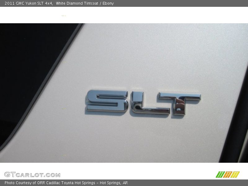  2011 Yukon SLT 4x4 Logo