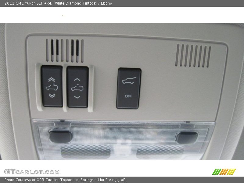 White Diamond Tintcoat / Ebony 2011 GMC Yukon SLT 4x4