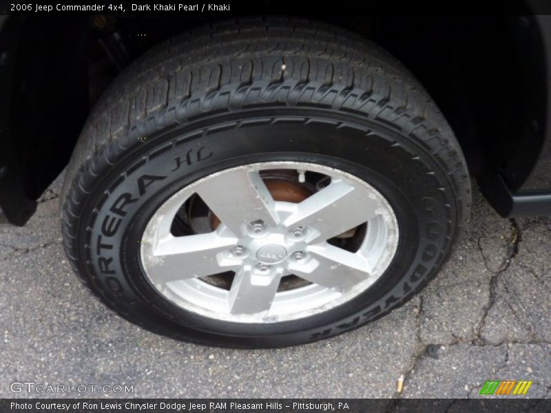 Dark Khaki Pearl / Khaki 2006 Jeep Commander 4x4