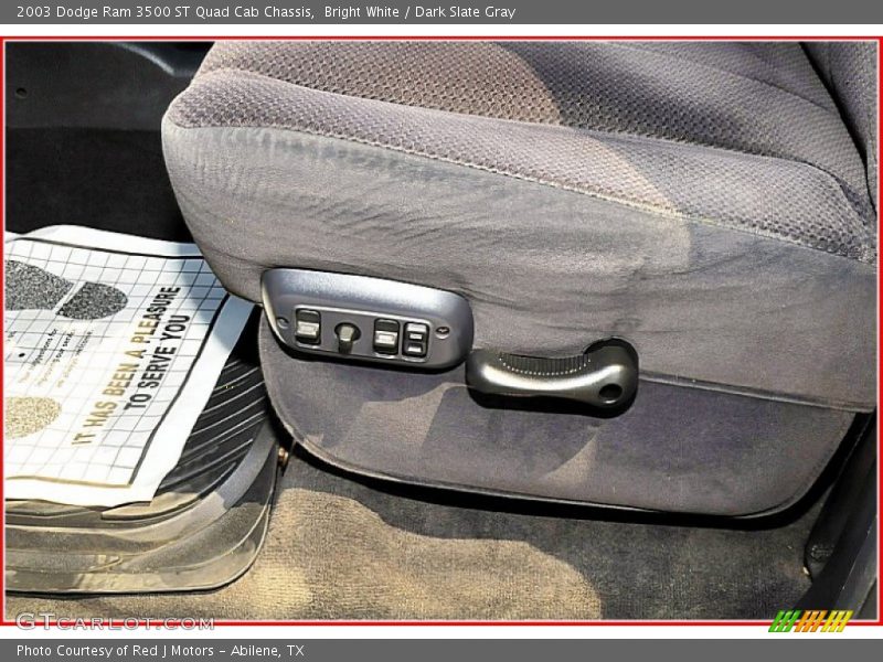 Bright White / Dark Slate Gray 2003 Dodge Ram 3500 ST Quad Cab Chassis